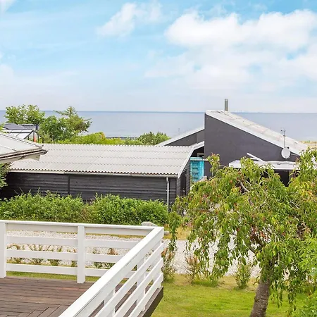 6 Person Holiday In Str By 度假居